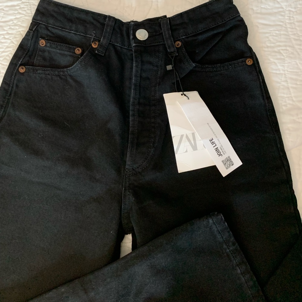 Zara Straight Jeans - Brand New